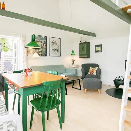 Holiday home 4 Person In Tranek R