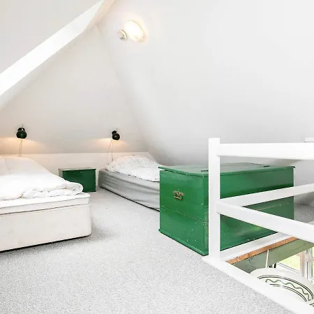 Holiday home 4 Person In Tranek R
